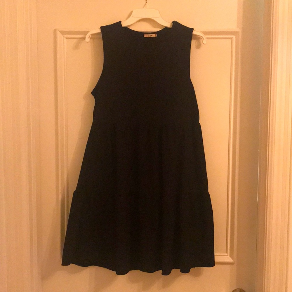 Black dress by Mi Ami